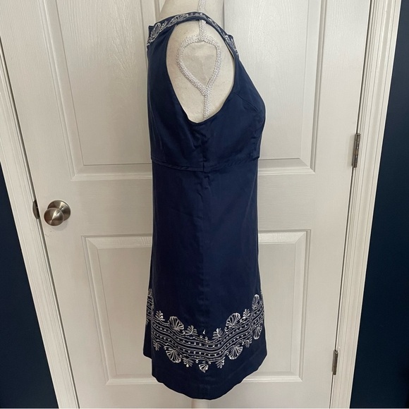 Lilly Pulitzer Navy Blue White Embroidered Seashell Dress - Picture 3 of 8